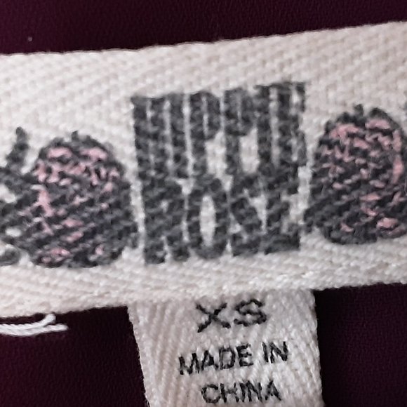 🌞 Hippie Rose V-neck Pull-over Blouse | Burgundy, Size XS - Picture 10 of 12